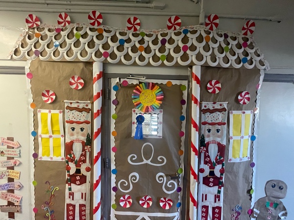 1st Place Holiday Door Decorating